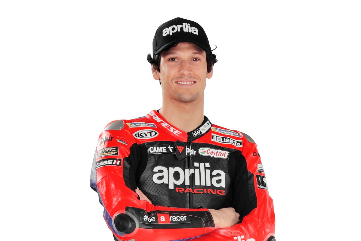 Lorenzo Savadori, Aprilia Racing Team