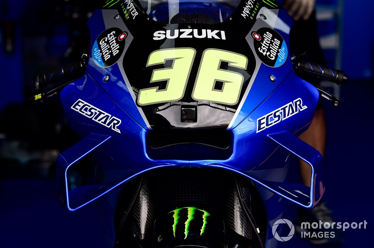 Detalle de las alas de la moto del Team Suzuki MotoGP